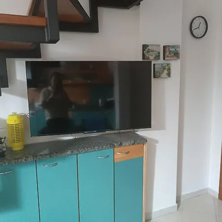 Casa Graziosa Con Ampio Cortile Per I Tuoi Momenti All'aperto Holiday home